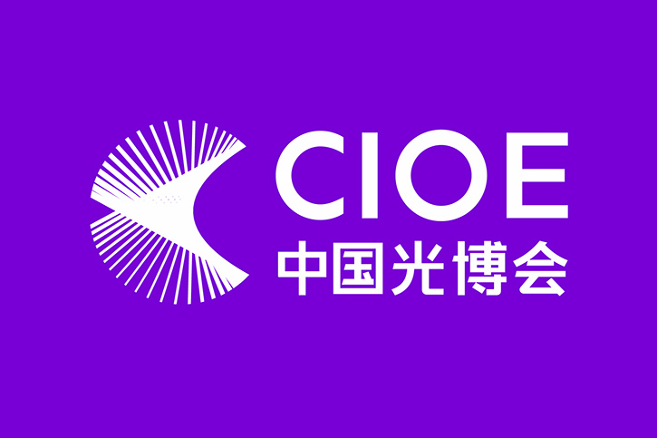 零食品牌Logo设计实例：从概念到成品的设计流程